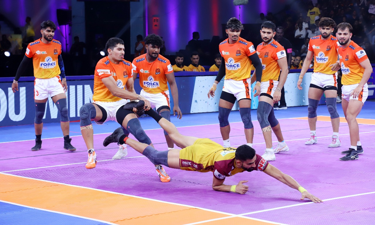 Puneri Paltan return to the top with win over Telugu Titans; Gaurav Khatri and Vishal Bharadwaj register High Fives